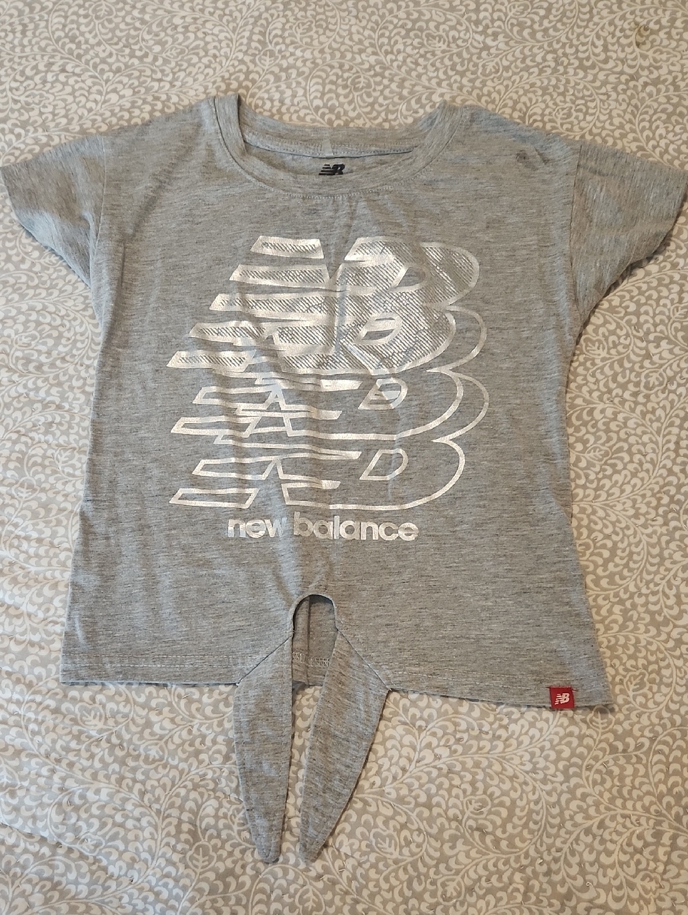 ✨ 3 For $25 SALE New Balance Girls' Light Gray Tie-Front Tee with Silver Logo